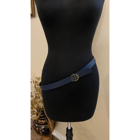 Tory Burch Accessories - Tory Burch Womens Miller Reversible Logo Belt